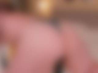 Live cam show with Lisa-Payne - Tongue on xDating