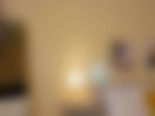 Live cam show with Lisa-Payne - Smoke on Cam Slut