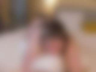 Live cam show with Lisa-Payne - Camel Toe on Camiplay Live