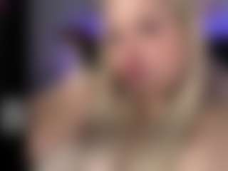 Live cam show with Lisa-Payne - Oil on TeamSkeetLive
