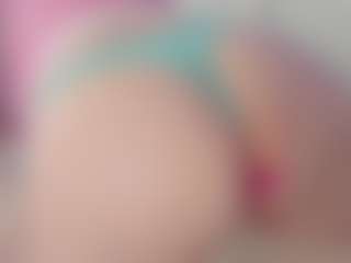 Live cam show with Lisa-Payne - Body on LiveSexCams6
