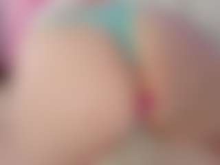 Live cam show with Lisa-Payne - Body on xfollow cams