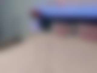 Live cam show with Lisa-Payne - Facial on camtv
