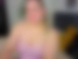 Live cam show with Lisa-Payne - Yoga on fuklive.com