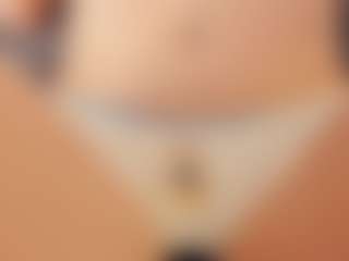 Live cam show with LizbethDenmark - Moaning on Camsoda