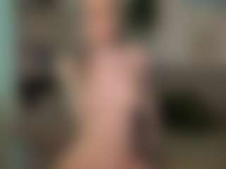 Live cam show with LorettaAtcher - Facesitting on Fapmatic.com