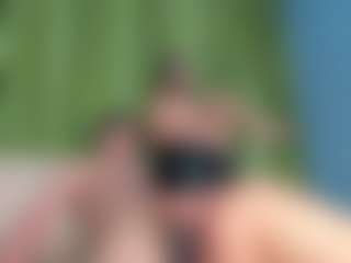 Live cam show with medoly - Brown Eyes on Soda Cam