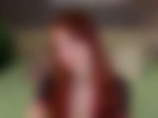 Live cam show with Molly - Brown Hair on MyBangCams