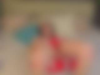 Live cam show with Molly - Brown Hair on Free Soda