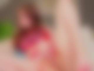 Live cam show with Molly - Brown Hair on Free Soda