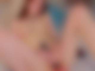Live cam show with Molly - Petite on Nude Live Now