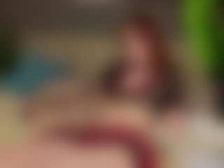 Live cam show with Molly - Striptease on CamwithHer