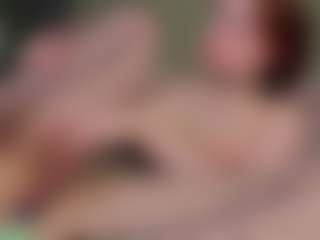 Live cam show with Molly - College on Streamer API