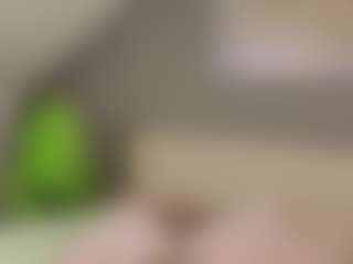 Live cam show with Molly - Foot Fetish Brown Hair on sexytreat.net