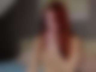 Live cam show with Molly - Fingering White on Free Soda