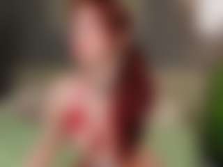 Live cam show with Molly - Lovense Brown Hair on CamClone