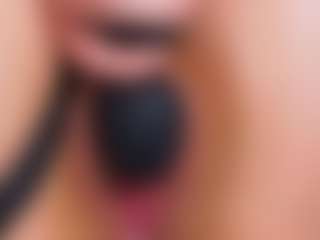 Live cam show with Molly - Smoking on x69.live
