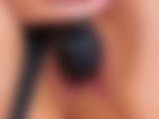 Live cam show with Molly - Gray Eyes on Camsoda Late Night