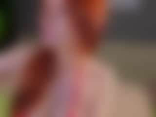 Live cam show with Molly - Fingers on Mixed Magazine Live