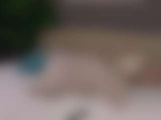 Live cam show with Molly - Bedroom Brown Hair on CamwithHer