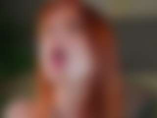 Live cam show with Molly - Cute on Soda Cam