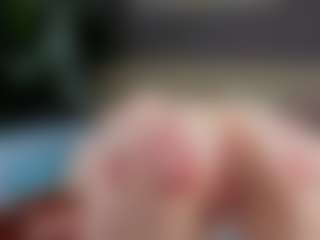 Live cam show with Molly - Fetish Brown Hair on Camming Site