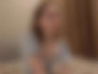 Your little bee - Polly's Live Sex Cam Show