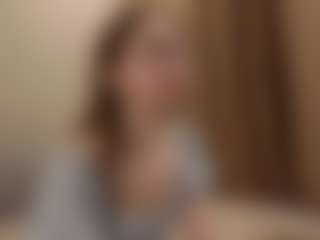 Live cam show with Your little bee - Polly - Athletic Teen (18+) on https://playwithruby.com