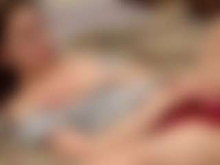 Your little bee - Polly's Live Sex Cam Show