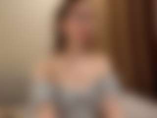 Live cam show with Your little bee - Polly - Twerk on Soda Cam