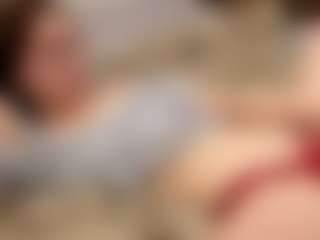 Live cam show with Your little bee - Polly - Spank on CamwithHer