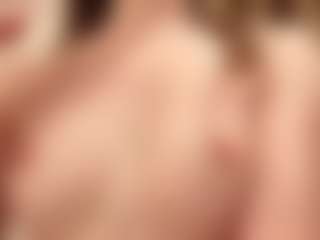 Your little bee - Polly's Live Sex Cam Show