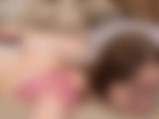 Your little bee - Polly's Live Sex Cam Show