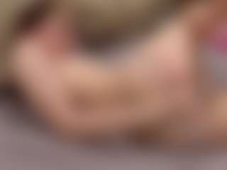 Your little bee - Polly's Live Sex Cam Show