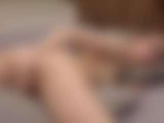 Your little bee - Polly's Live Sex Cam Show