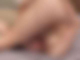 Your little bee - Polly's Live Sex Cam Show