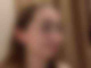 Your little bee - Polly's Live Sex Cam Show