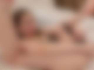 Your little bee - Polly's Live Sex Cam Show