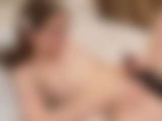 Your little bee - Polly's Live Sex Cam Show