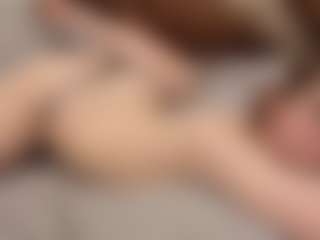 Your little bee - Polly's Live Sex Cam Show