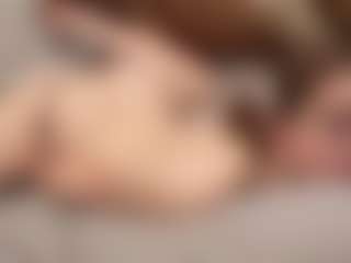 Your little bee - Polly's Live Sex Cam Show