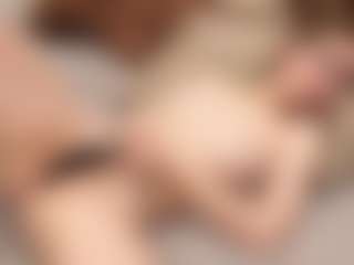 Your little bee - Polly's Live Sex Cam Show
