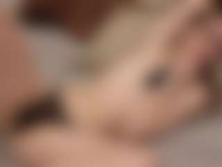 Your little bee - Polly's Live Sex Cam Show
