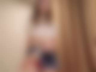 Your little bee - Polly's Live Sex Cam Show