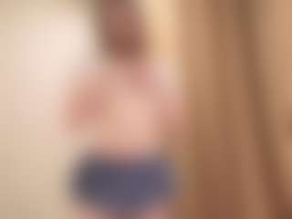 Your little bee - Polly's Live Sex Cam Show