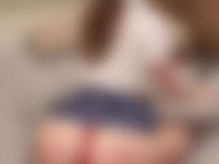 Your little bee - Polly's Live Sex Cam Show