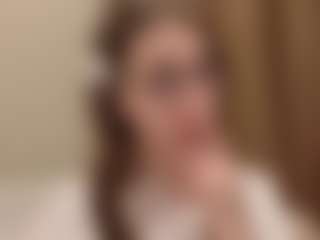 Your little bee - Polly's Live Sex Cam Show