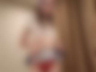 Your little bee - Polly's Live Sex Cam Show