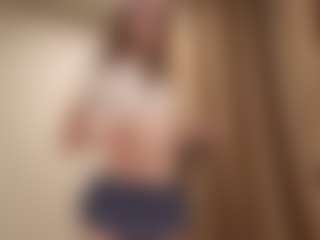 Your little bee - Polly's Live Sex Cam Show