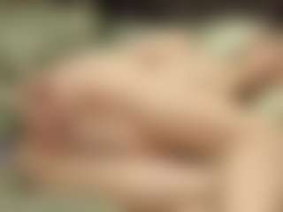 Your little bee - Polly's Live Sex Cam Show